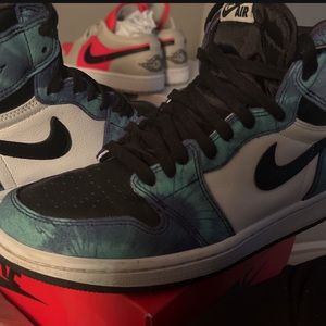 Jordan’s! Almost new! Matching set for toddler as well!!